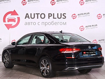 Volkswagen Passat, 2021г., передний привод, робот