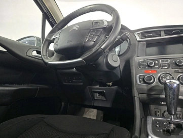 Citroen C4, 2013г., передний привод, автомат