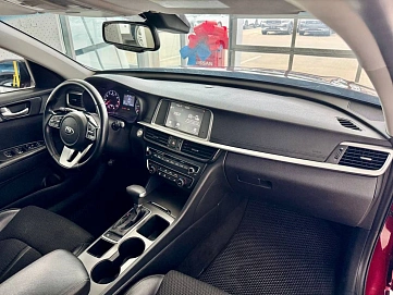 Kia Optima, 2018г., передний привод, автомат