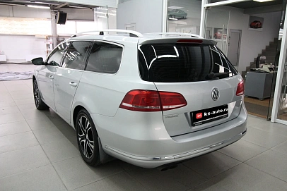 Volkswagen Passat, 2013г., передний привод, робот