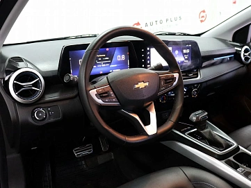 Chevrolet Monza, 2023г., передний привод, автомат