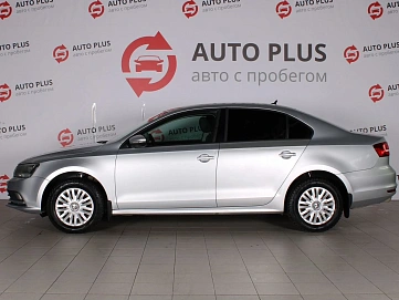 Volkswagen Jetta, 2015г., передний привод, механика