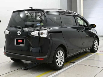 Toyota Sienta, 2017г., передний привод, вариатор