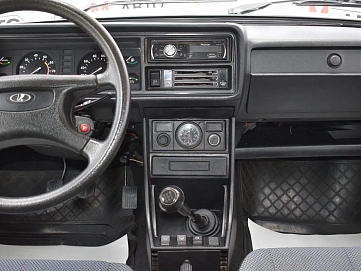 Lada (ВАЗ) 2107, 2010г., задний привод, механика