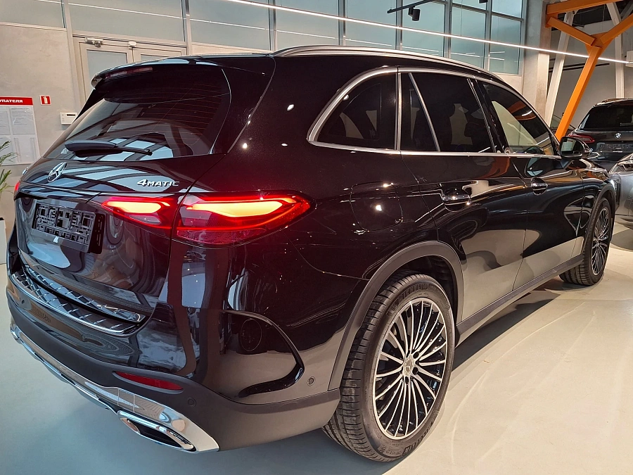 Mercedes-Benz GLC, 2025г., полный привод, автомат