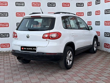 Volkswagen Tiguan, 2010г., передний привод, механика