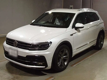 Volkswagen Tiguan, 2020г, передний привод, робот