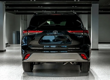 Toyota Highlander, 2026г, полный привод, автомат