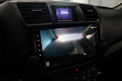 Toyota Highlander, 2011г., полный привод, автомат
