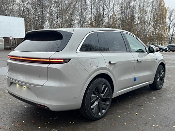 Lixiang L6, 2024г, полный привод, автомат
