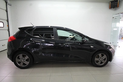 Kia Ceed, 2012г., передний привод, автомат