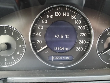 Mercedes-Benz E-Класс, 2006г., задний привод, автомат