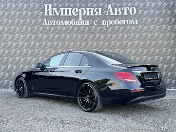 Mercedes-Benz E-Класс, 2018г., задний привод, автомат