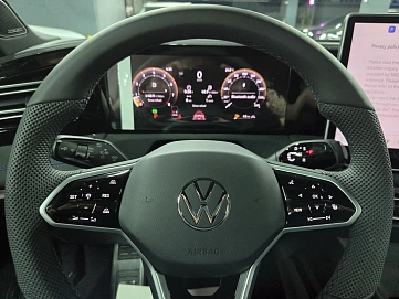 Volkswagen Tiguan, 2026г., полный привод, робот