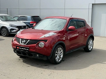 Nissan Juke, 2012г., передний привод, вариатор