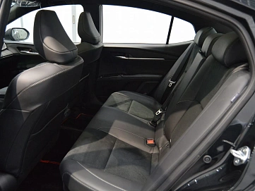 Toyota Camry, 2025г., передний привод, вариатор