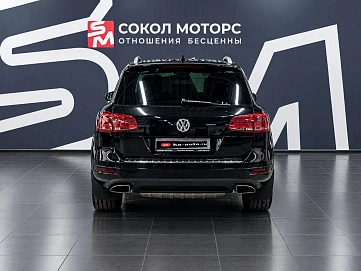Volkswagen Touareg, 2011г., полный привод, автомат