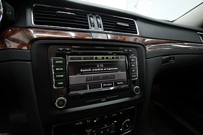Skoda Superb, 2012г., передний привод, автомат