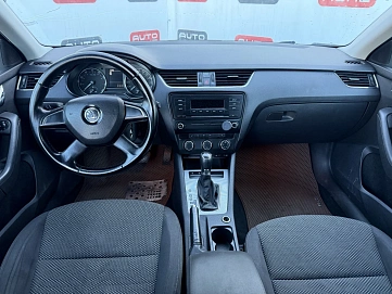 Skoda Octavia, 2014г., передний привод, робот
