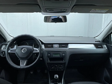 Skoda Rapid, 2015г., передний привод, механика