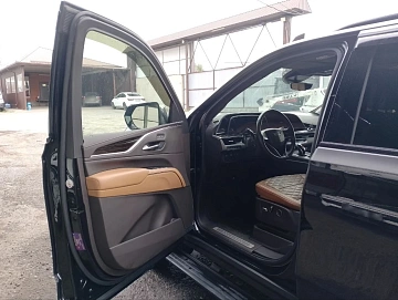 Cadillac Escalade, 2021г., задний привод, автомат