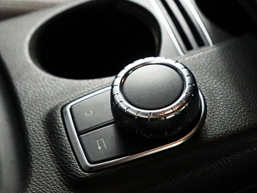 Mercedes-Benz A-Класс, 2013г., передний привод, робот