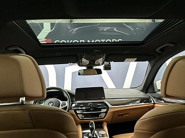 BMW 5 серии, 2021г., задний привод, автомат
