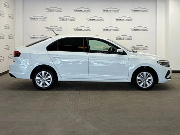 Volkswagen Polo, 2020г., передний привод, механика