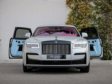 Rolls-Royce Ghost, 2024г., полный привод, автомат
