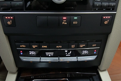 Mercedes-Benz E-Класс, 2012г., задний привод, автомат