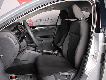 Volkswagen Jetta, 2015г., передний привод, механика