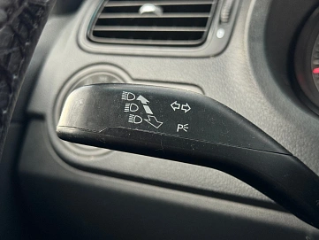 Volkswagen Polo, 2016г., передний привод, автомат