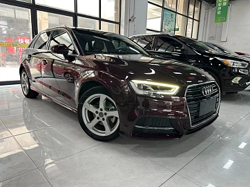 Audi A3, 2018г., передний привод, робот