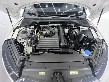 Skoda Octavia, 2022г., передний привод, робот