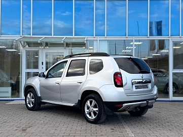 Renault Duster, 2015г., полный привод, механика