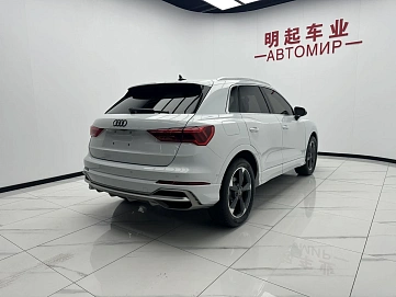 Audi Q3, 2023г., передний привод, робот