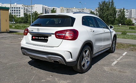 Mercedes-Benz GLA, 2015г., передний привод, робот