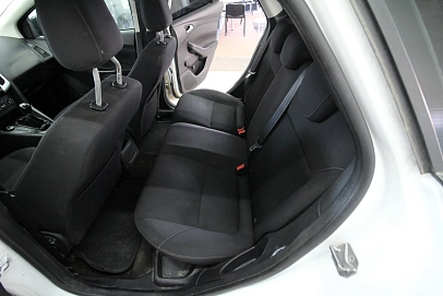 Ford Focus, 2016г., передний привод, механика