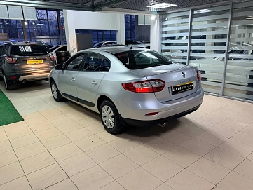 Renault Fluence, 2011г., передний привод, механика