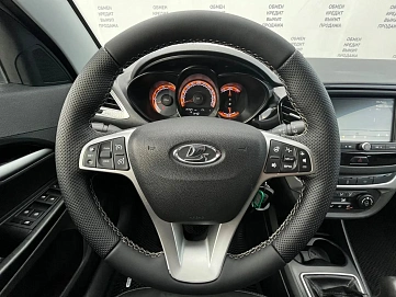 Lada (ВАЗ) Vesta, 2021г., передний привод, механика