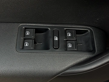 Volkswagen Polo, 2019г., передний привод, автомат