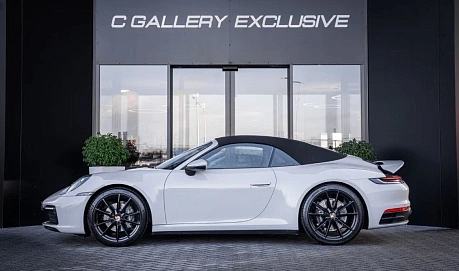 Porsche 911, 2024г., полный привод, робот