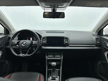 Skoda Karoq, 2023г., передний привод, автомат