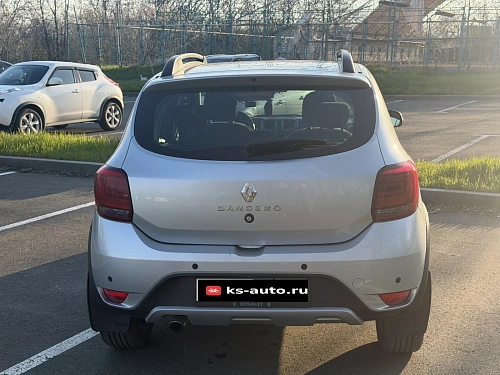 Renault Sandero, 2021г, передний привод, робот