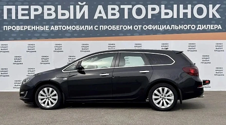 Opel Astra, 2013г., передний привод, автомат