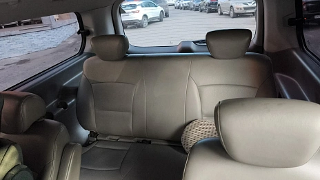 Hyundai Grand Starex, 2012г, задний привод, автомат