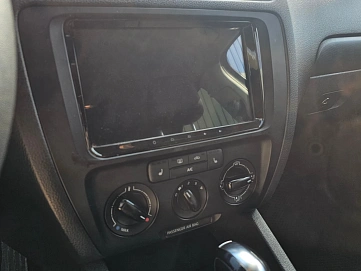 Volkswagen Jetta, 2013г., передний привод, автомат