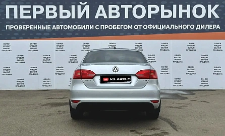 Volkswagen Jetta, 2012г., передний привод, автомат