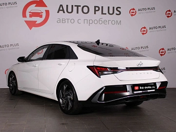 Hyundai Elantra, 2023г., передний привод, вариатор