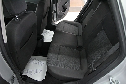 Opel Astra, 2012г., передний привод, механика
